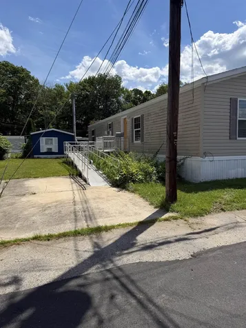 75 S Policy Street Salem NH 03079