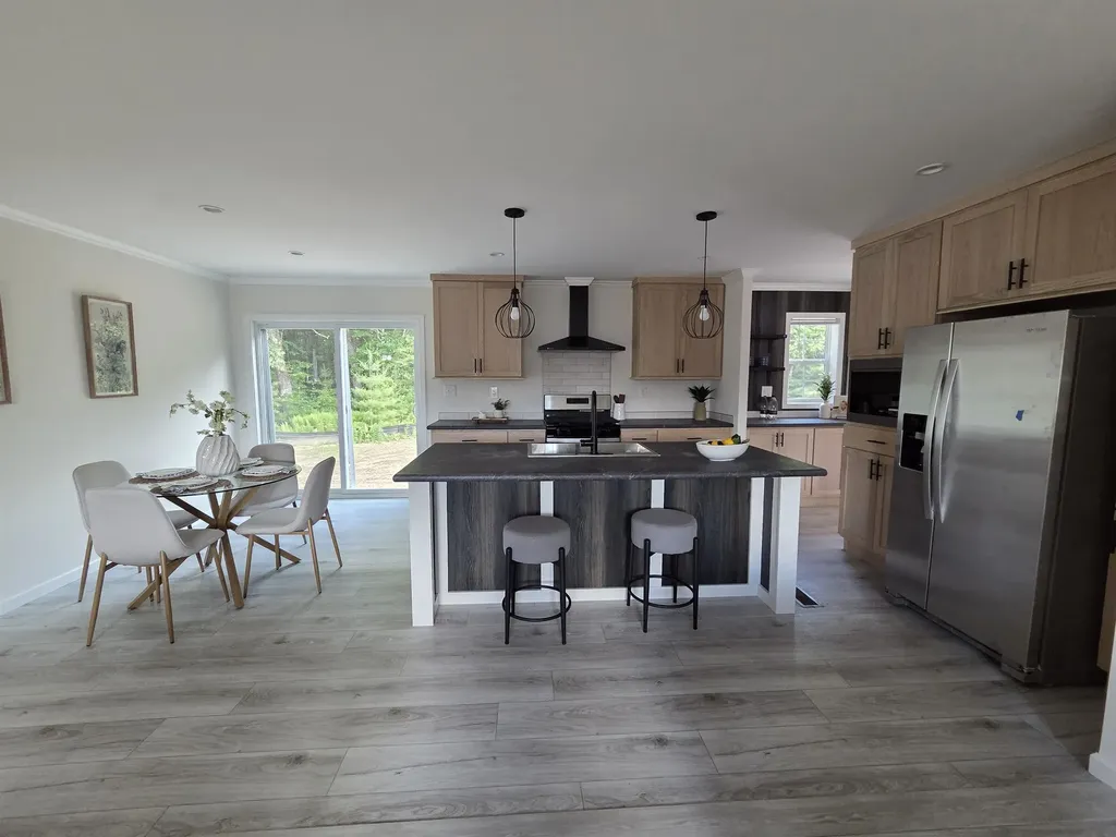 4 Quartz Way Litchfield NH 03052