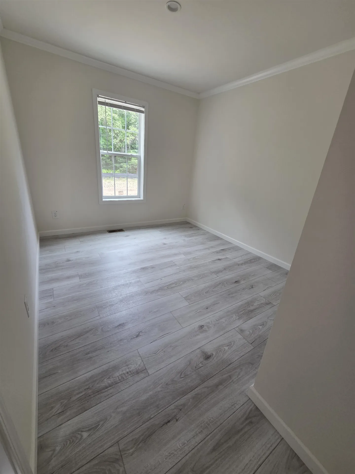 4 Quartz Way Litchfield NH 03052