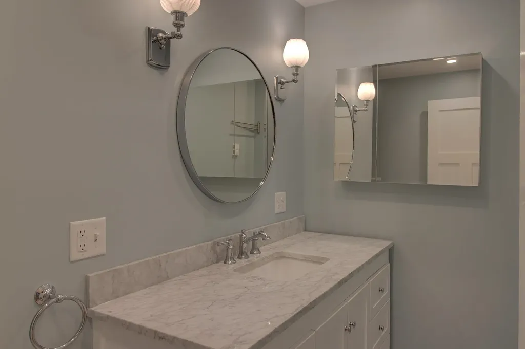 422 West Shore Road South Hero VT 05486