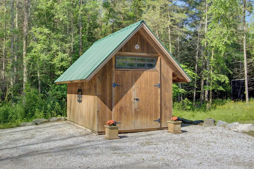 422 West Shore Road South Hero VT 05486