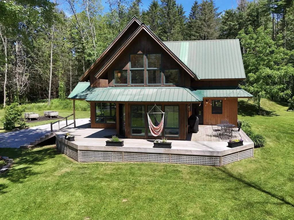 422 West Shore Road South Hero VT 05486