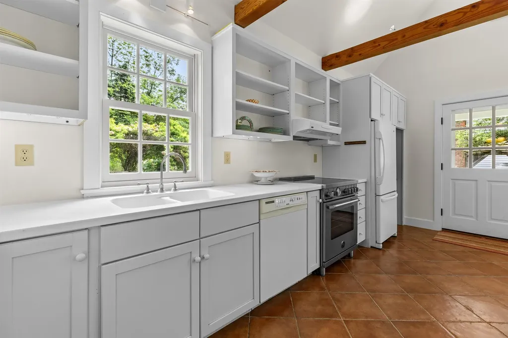 323 Turnpike Road Norwich VT 05055