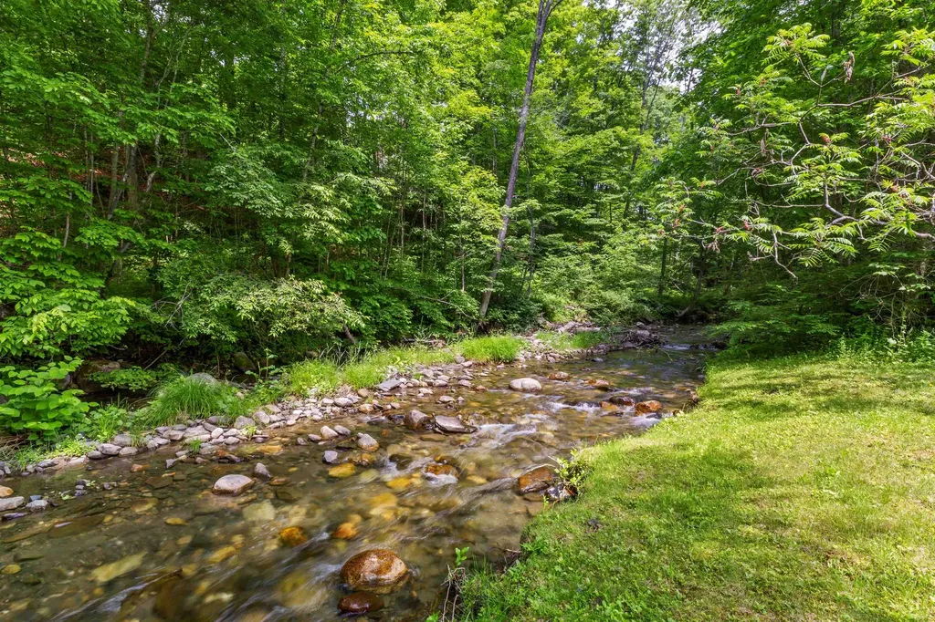 323 Turnpike Road Norwich VT 05055
