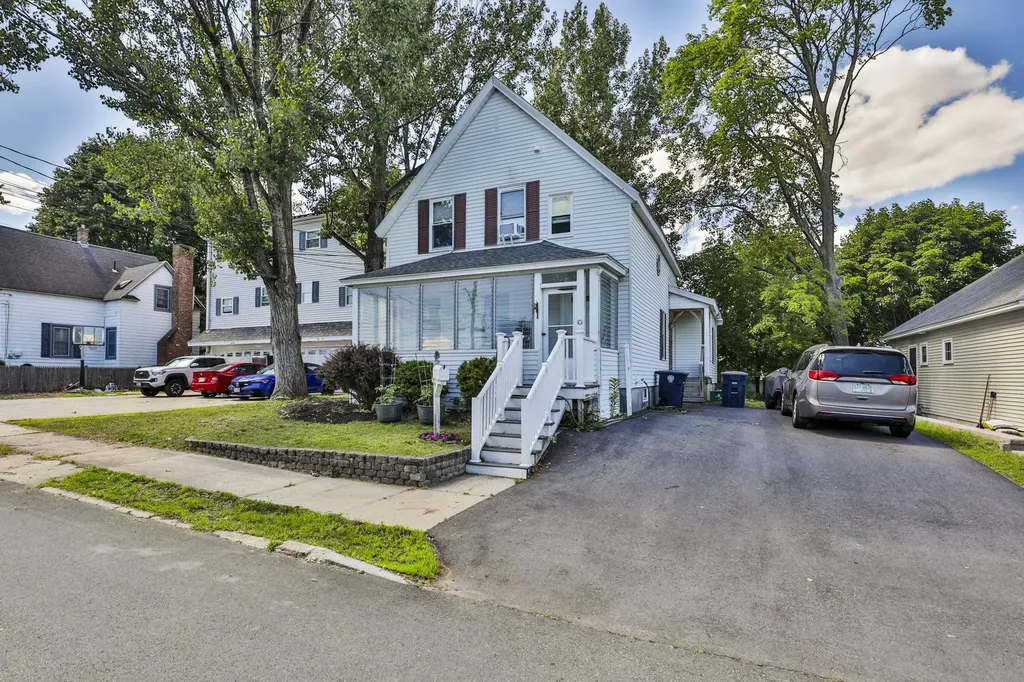 101 Blossom Street Nashua NH 03060