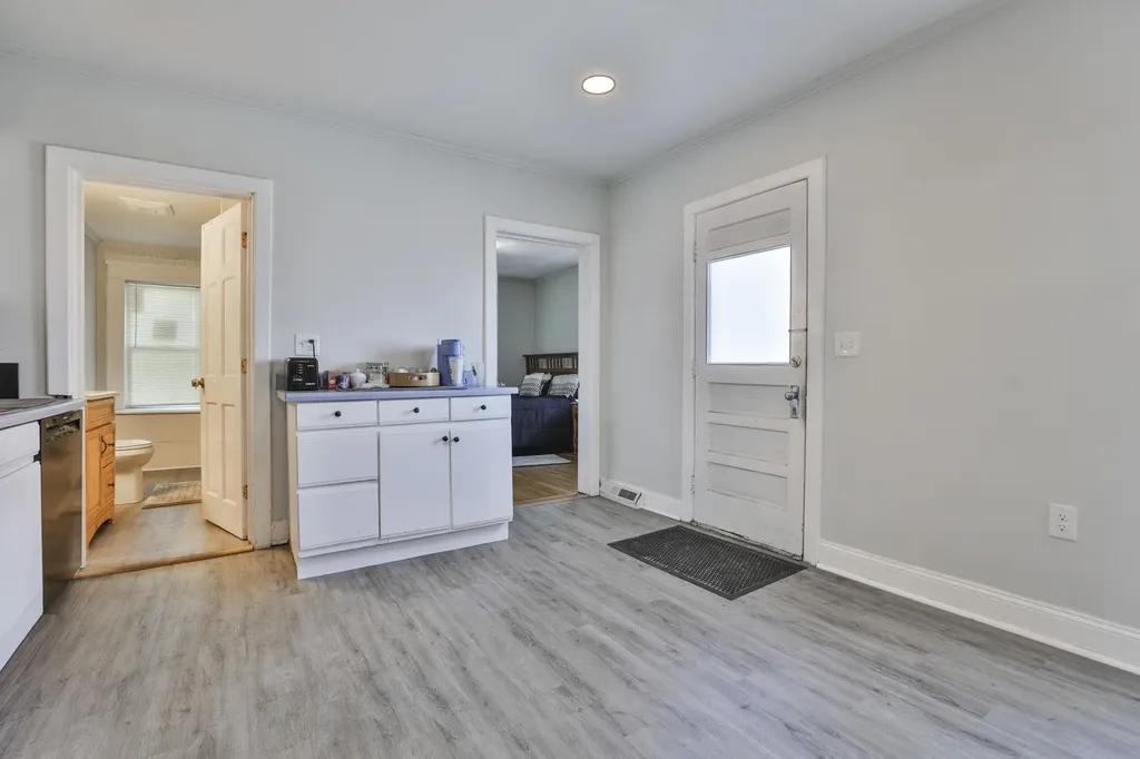 101 Blossom Street Nashua NH 03060