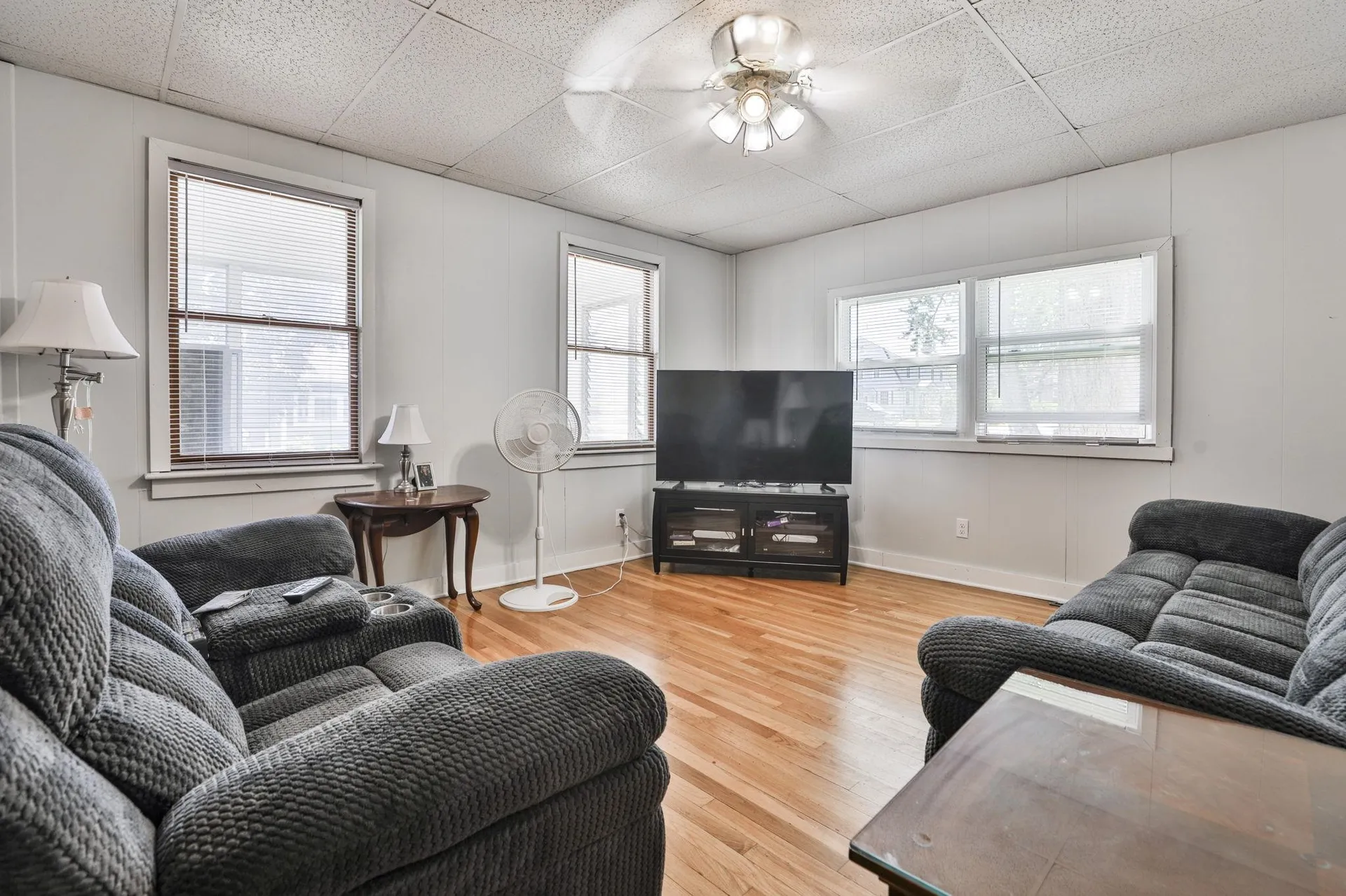 101 Blossom Street Nashua NH 03060