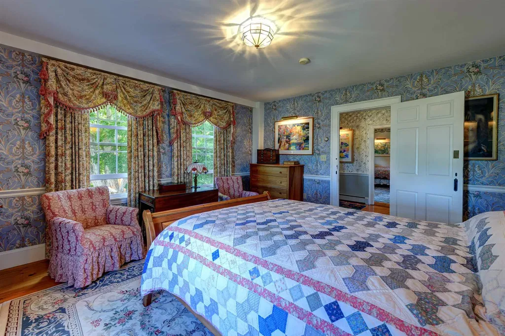 45 Stumpfield Road Kensington NH 03833-6812