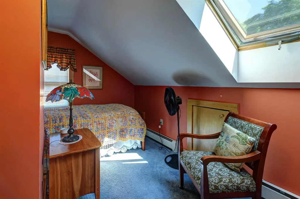 45 Stumpfield Road Kensington NH 03833-6812