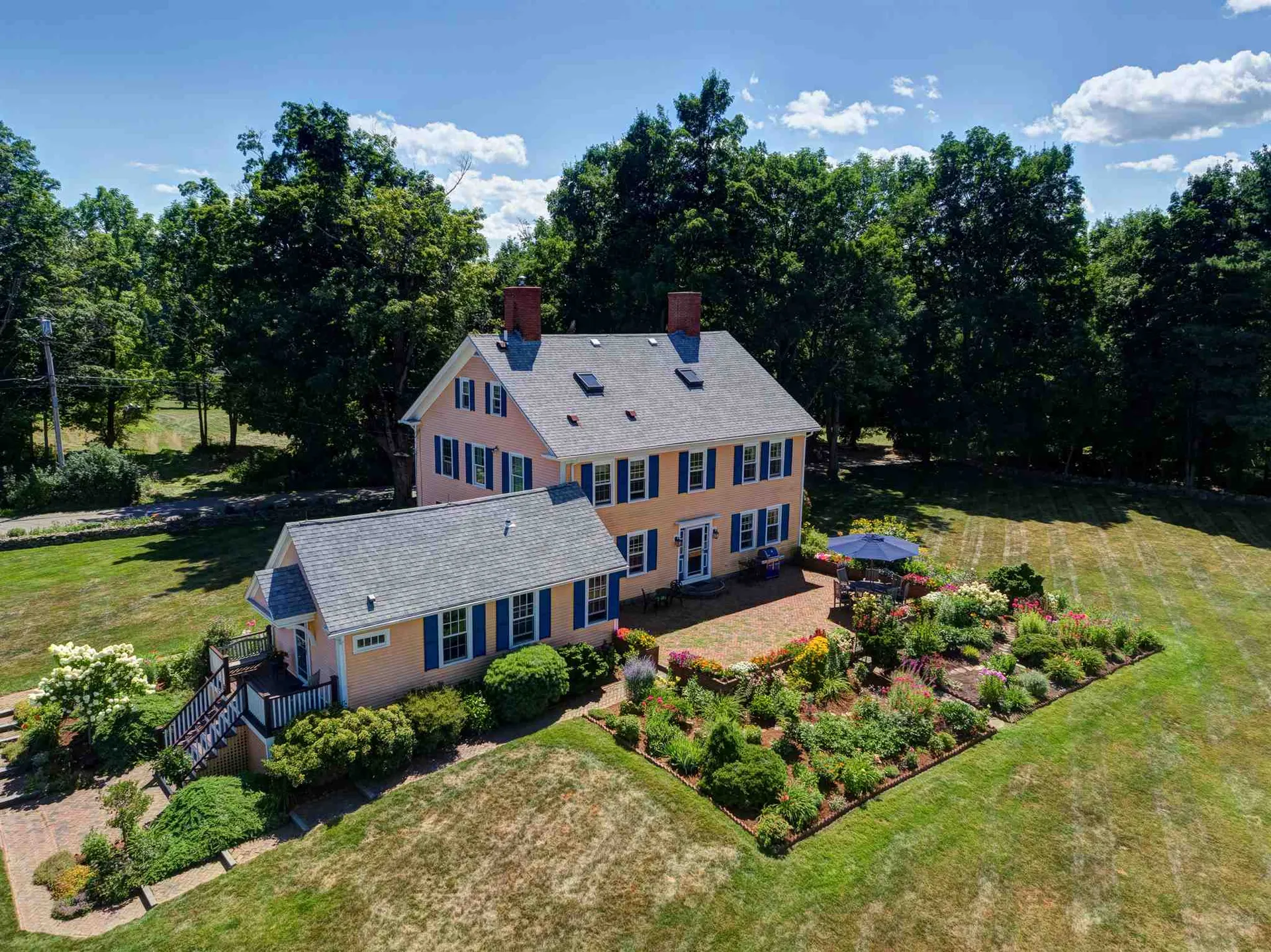 45 Stumpfield Road Kensington NH 03833-6812