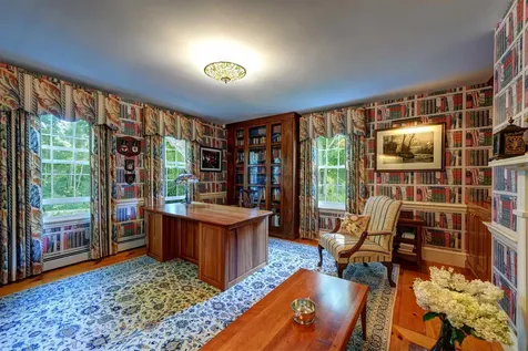 45 Stumpfield Road Kensington NH 03833-6812