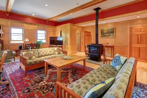 45 Stumpfield Road Kensington NH 03833-6812