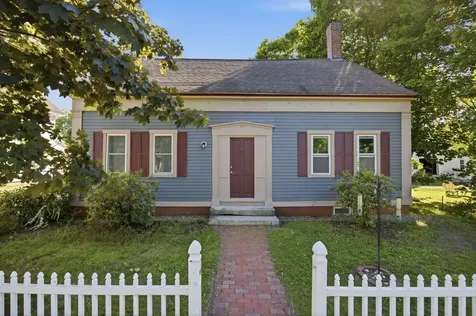103 Main Street Alton NH 03809