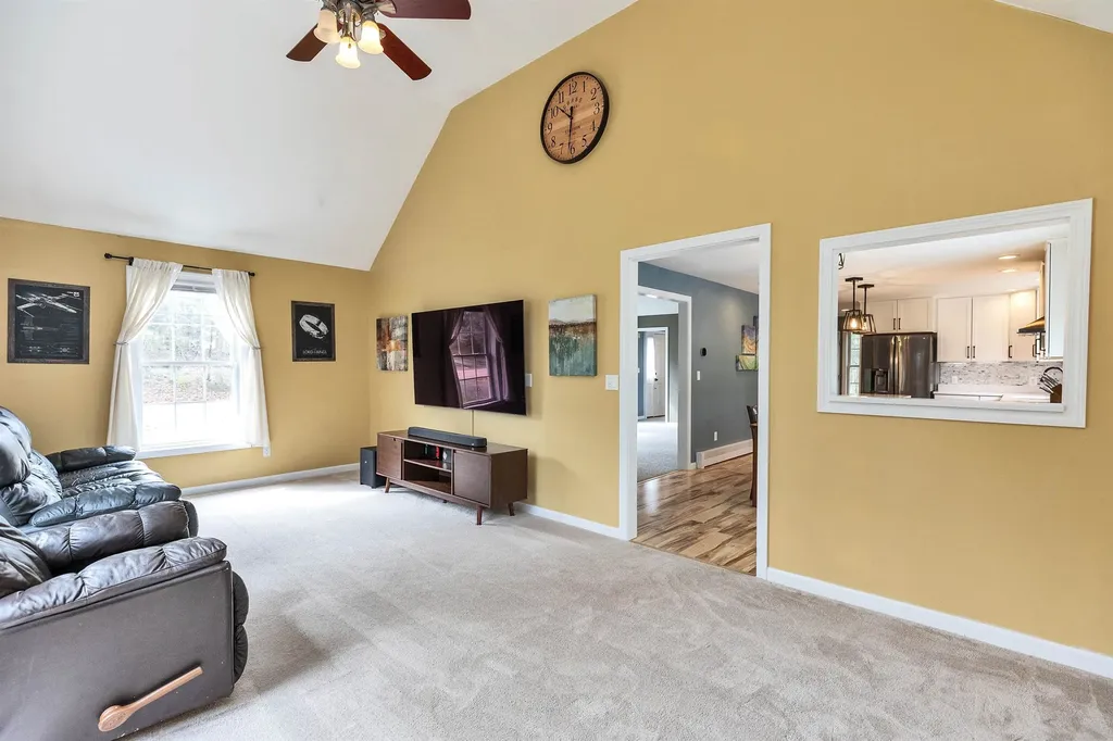 46 Hersey Lane Newmarket NH 03857