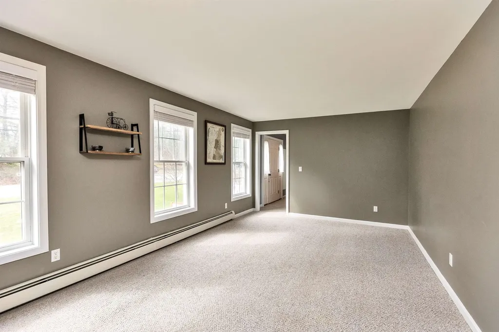 46 Hersey Lane Newmarket NH 03857