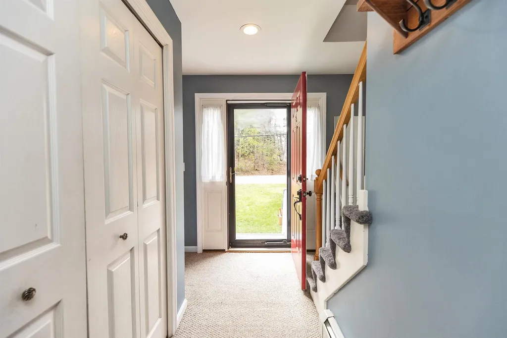 46 Hersey Lane Newmarket NH 03857