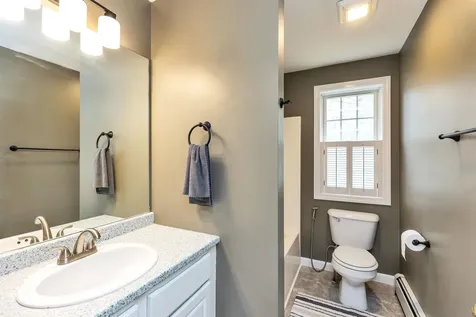 46 Hersey Lane Newmarket NH 03857