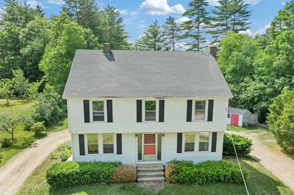 652 West Side Road Conway NH 03818