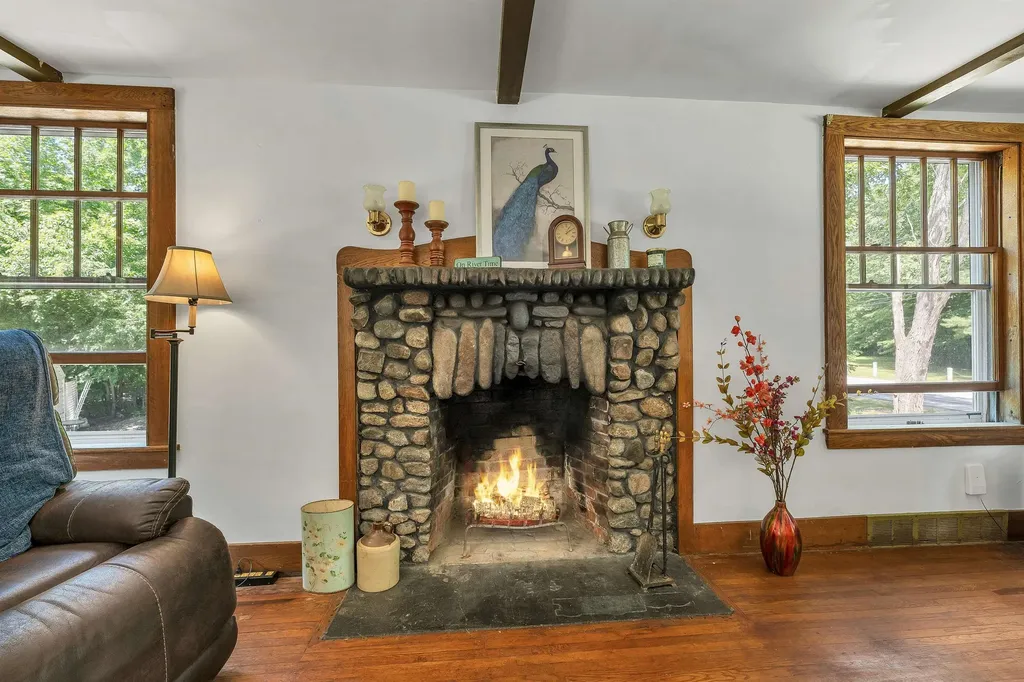 652 West Side Road Conway NH 03818