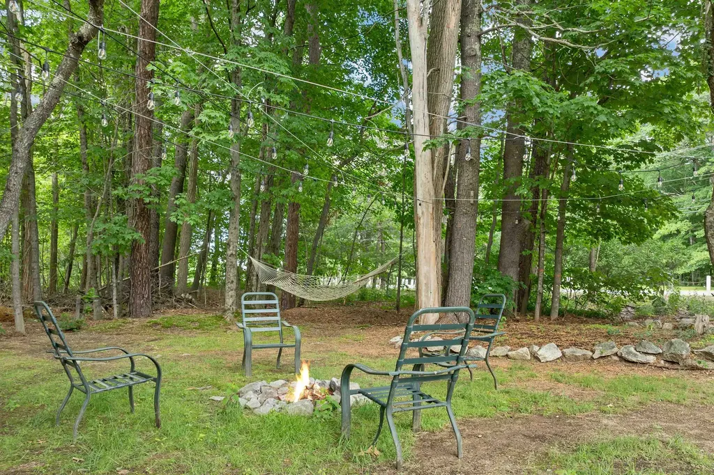 652 West Side Road Conway NH 03818