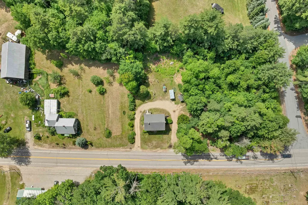 652 West Side Road Conway NH 03818