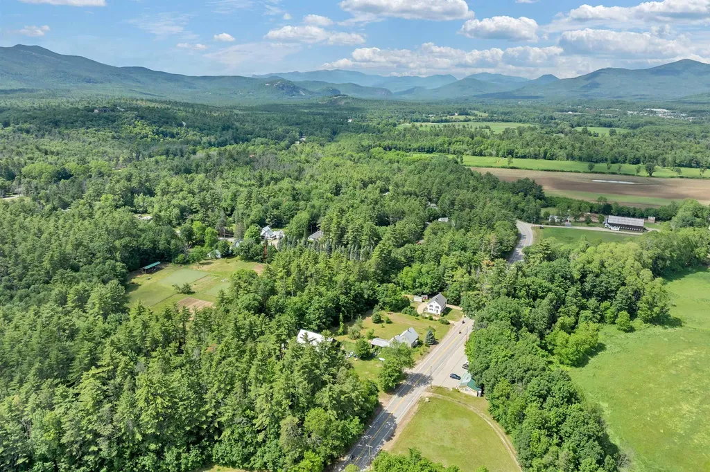 652 West Side Road Conway NH 03818