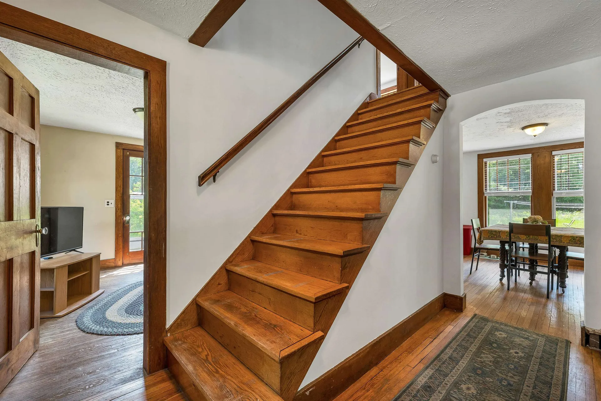 652 West Side Road Conway NH 03818