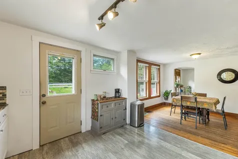 652 West Side Road Conway NH 03818