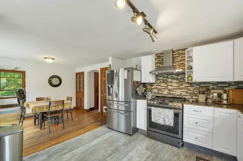 652 West Side Road Conway NH 03818
