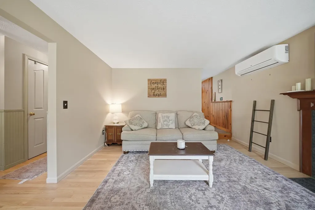 10 Guernsey Court Chichester NH 03258
