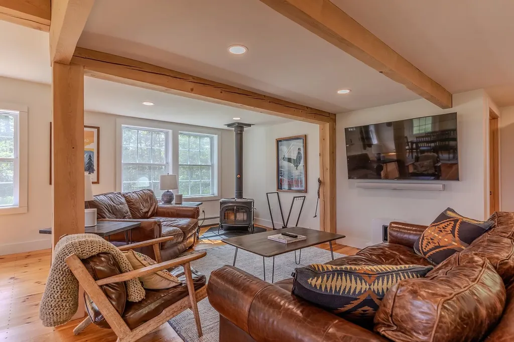 3208 Green Mountain Turnpike Chester VT 05143