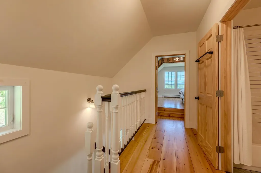 3208 Green Mountain Turnpike Chester VT 05143