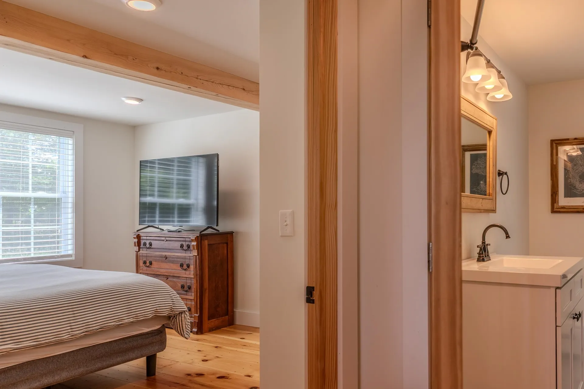 3208 Green Mountain Turnpike Chester VT 05143