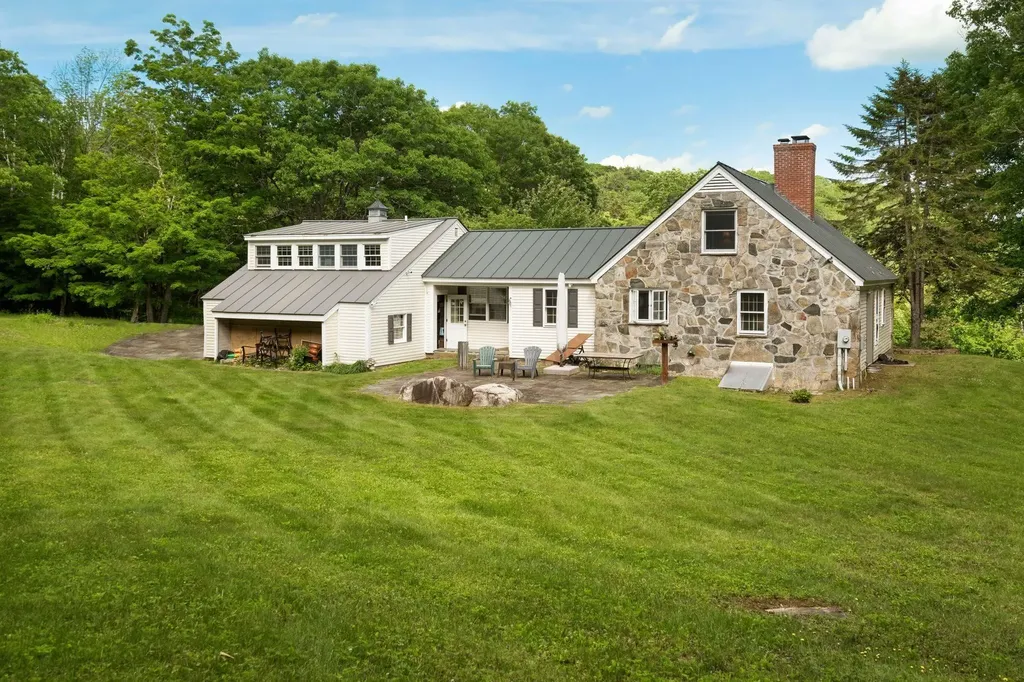 1834 Tyson Road Reading VT 05062