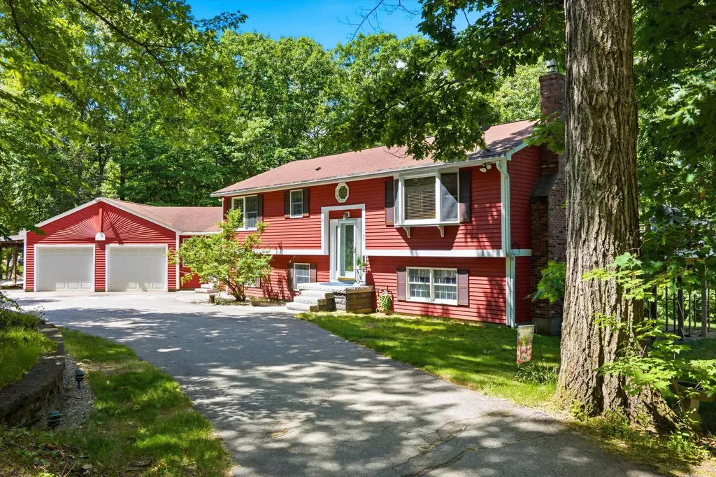 140 Appletree Road Auburn NH 03032