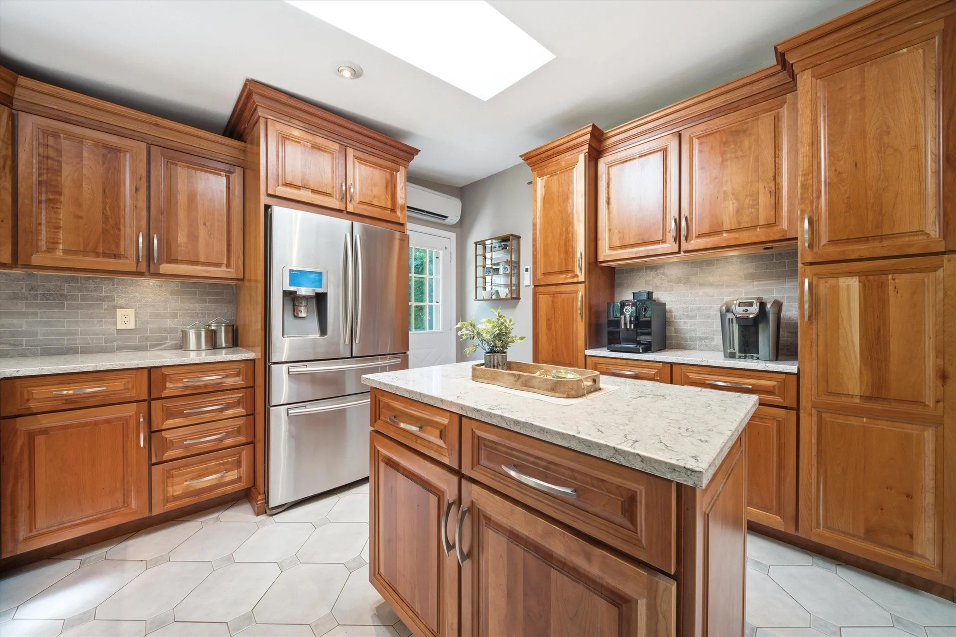 140 Appletree Road Auburn NH 03032