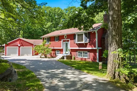140 Appletree Road Auburn NH 03032