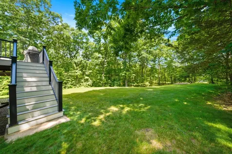 140 Appletree Road Auburn NH 03032