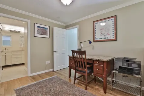 2 Myopia Lane Nashua NH 03063