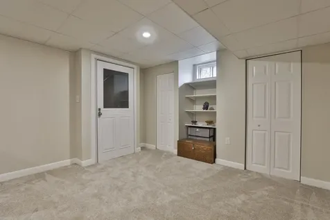 2 Myopia Lane Nashua NH 03063