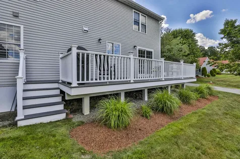 2 Myopia Lane Nashua NH 03063