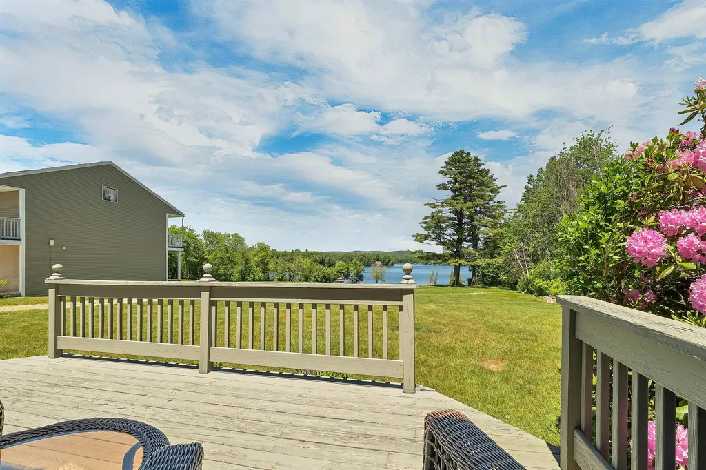 280 & 282 S Main Street Wolfeboro NH 03894