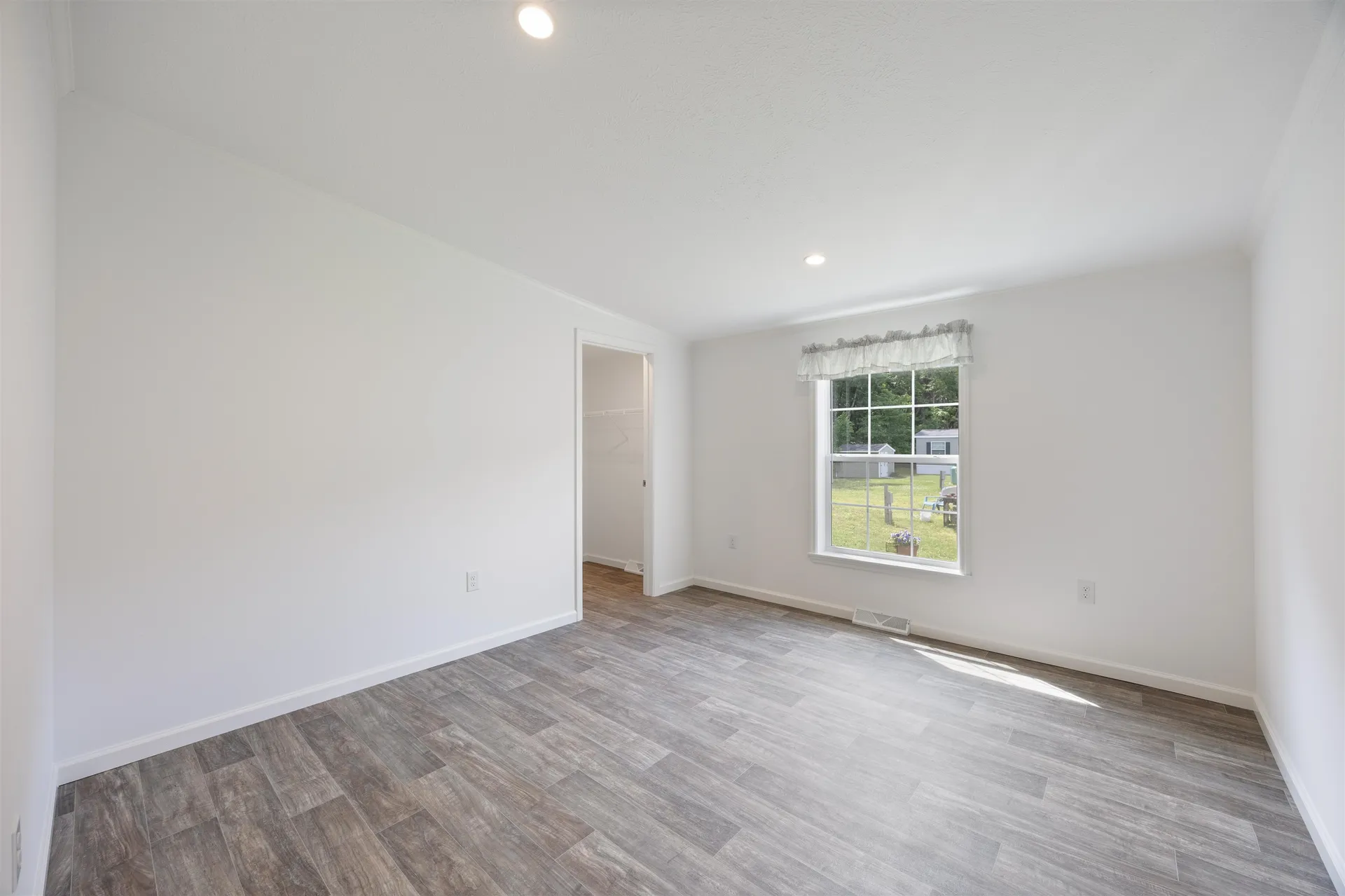29 Lowell Road Salem NH 03079