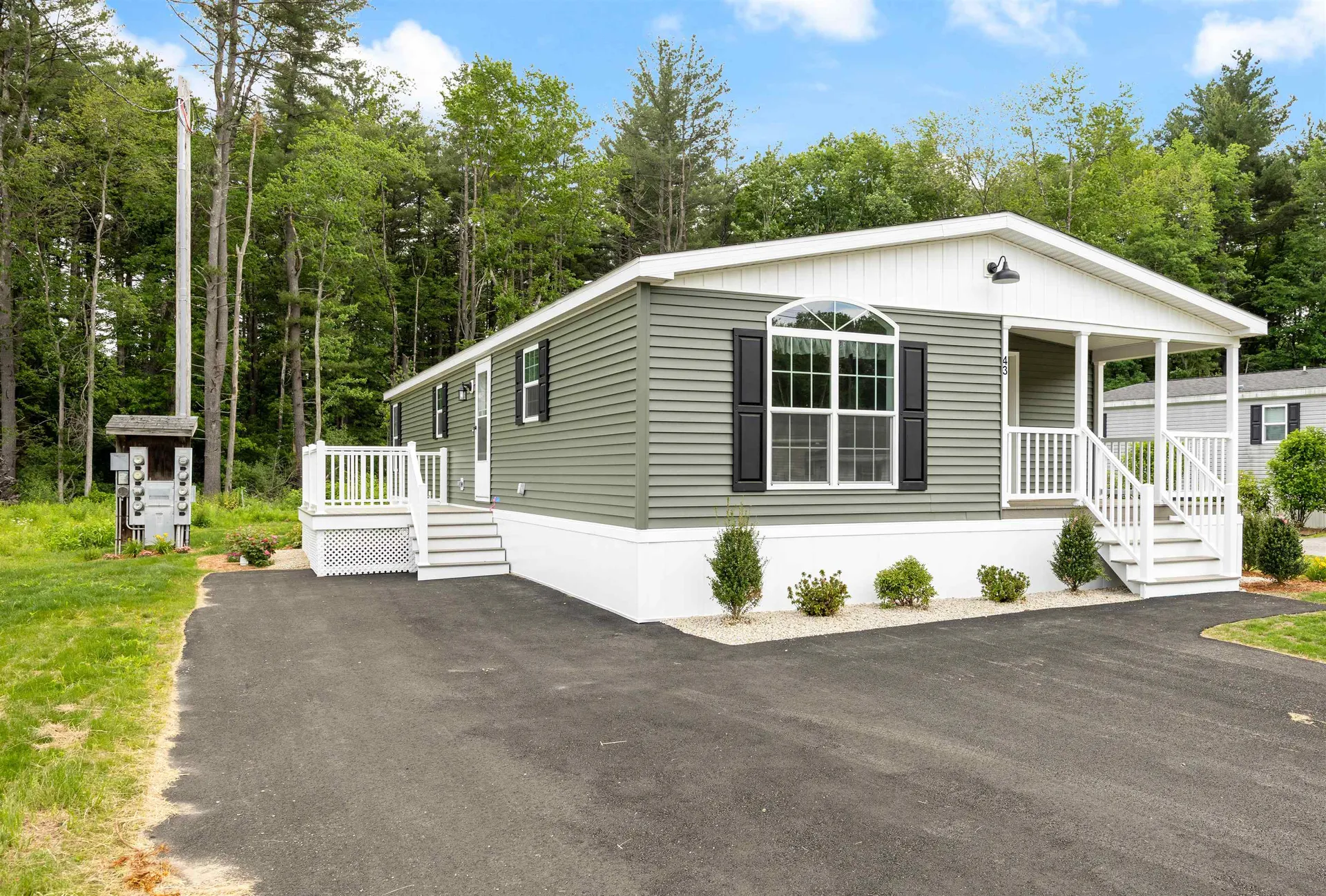 29 Lowell Road Salem NH 03079