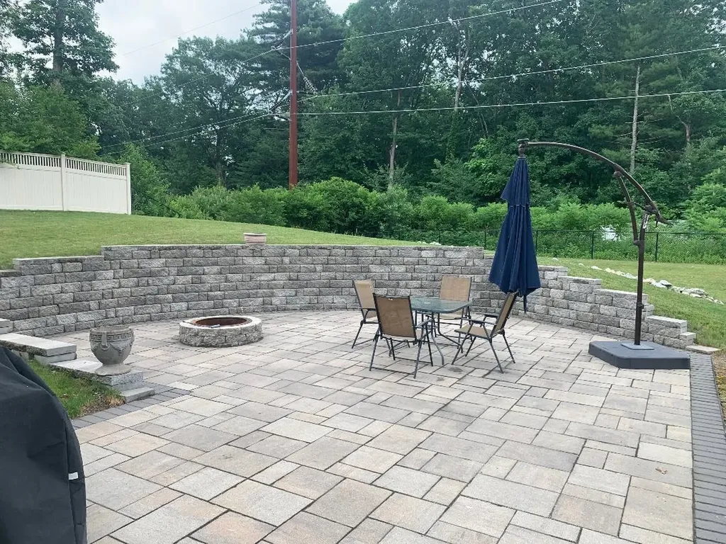 47 Farmington Road Nashua NH 03060-5309