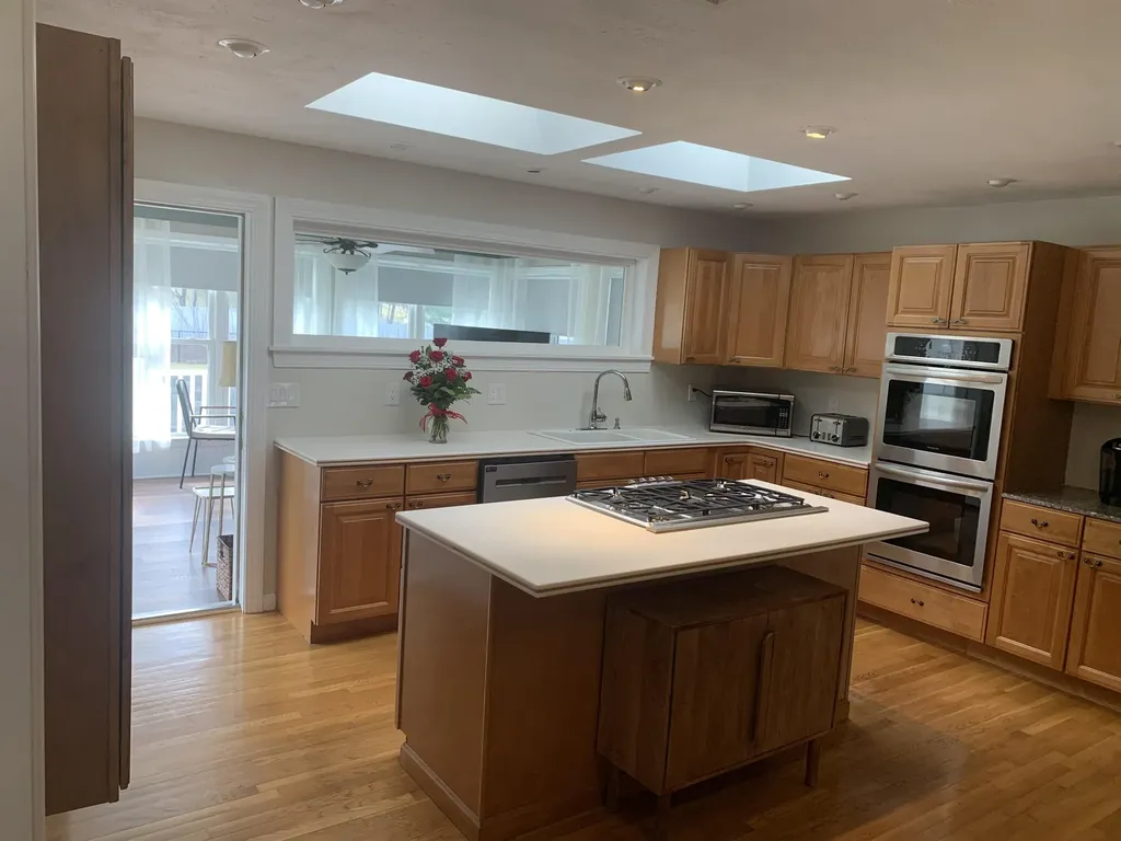 47 Farmington Road Nashua NH 03060-5309