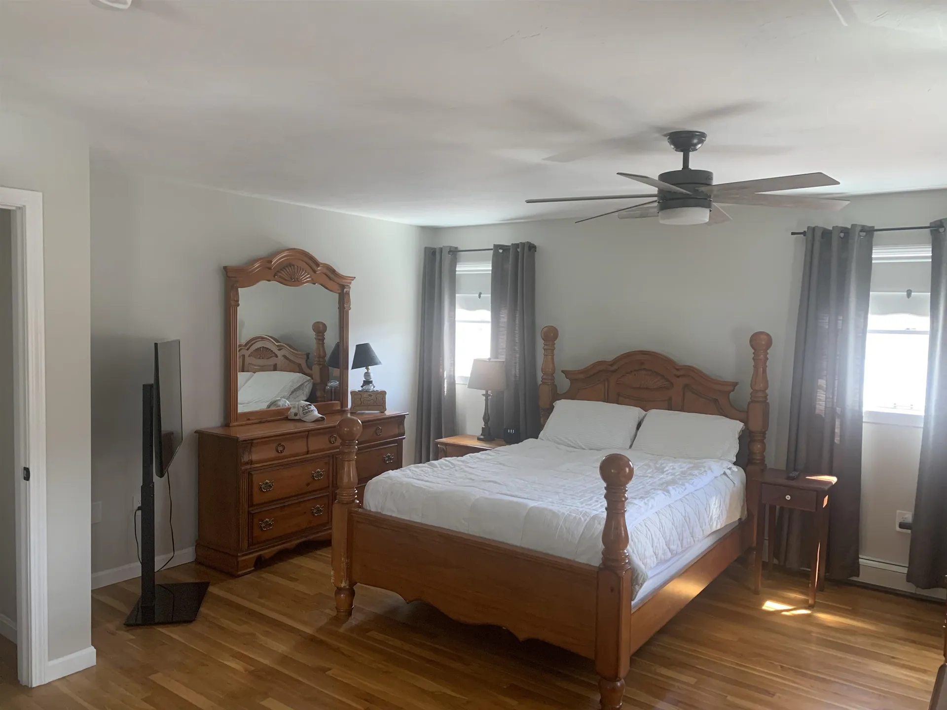 47 Farmington Road Nashua NH 03060-5309
