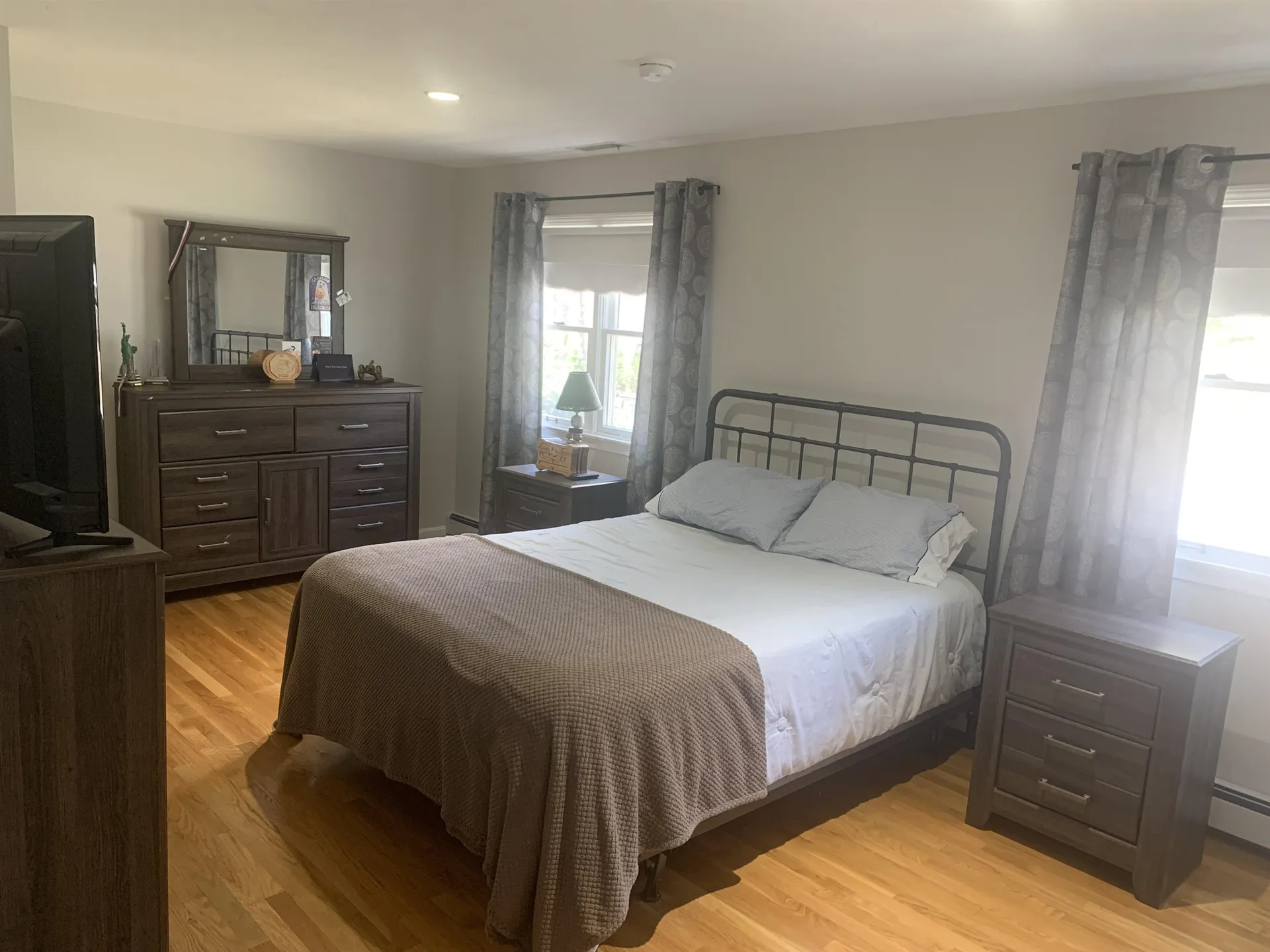 47 Farmington Road Nashua NH 03060-5309