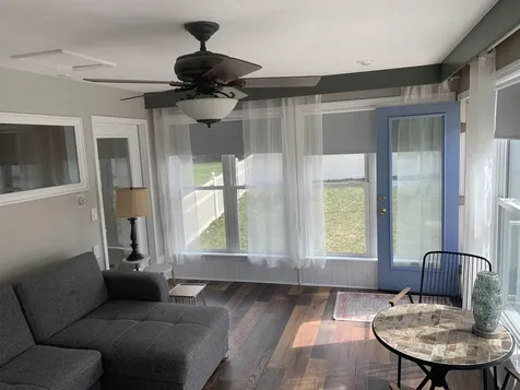 47 Farmington Road Nashua NH 03060-5309