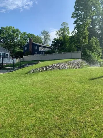 47 Farmington Road Nashua NH 03060-5309